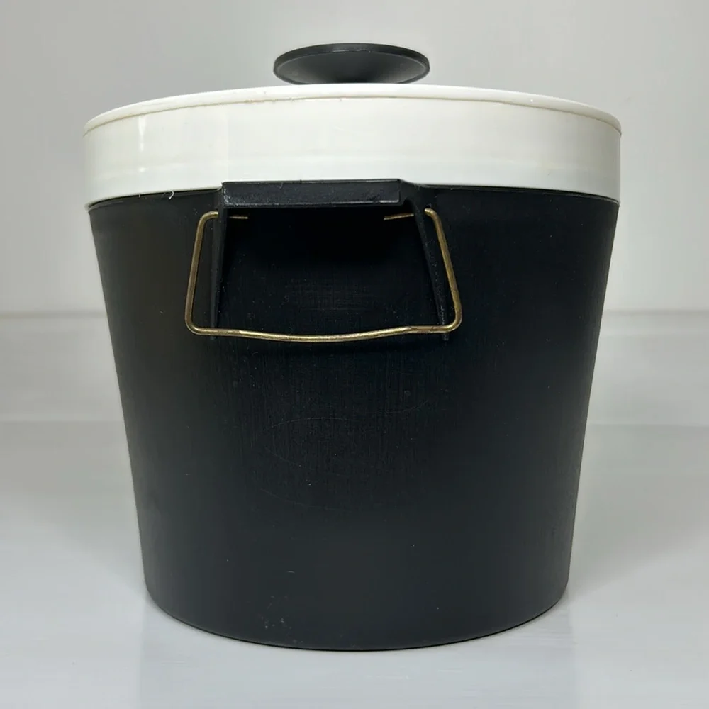 Vintage MCM 🧊 Black & White Geni Plastic Ice Bucket With Lid Party Drink Bucket
